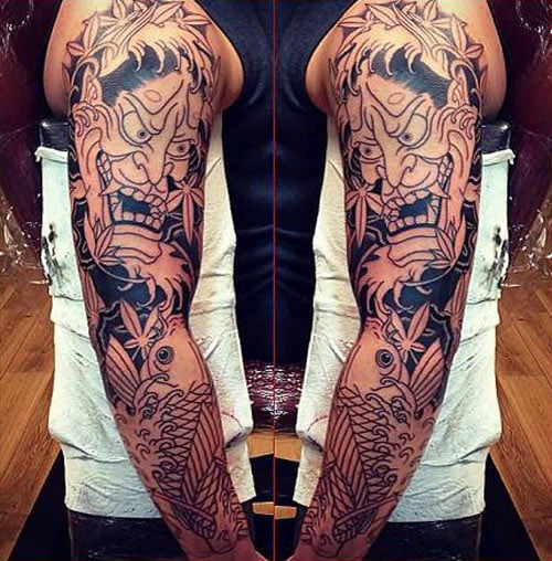 Devil carp tattoo pattern with closed hands